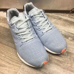 Reebok Women Size 9  